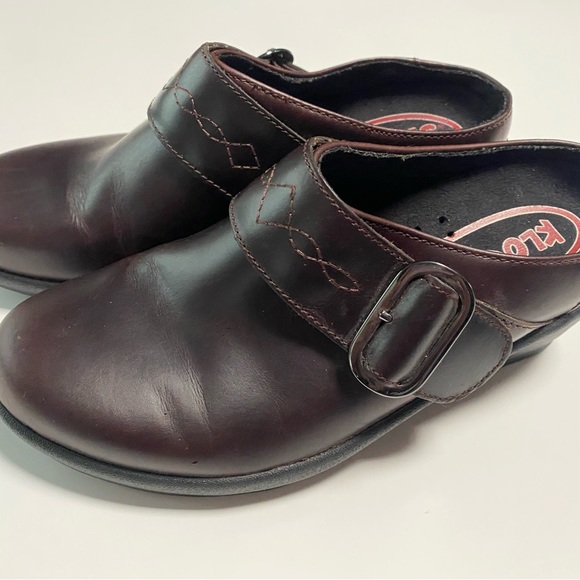 Klogs Heels Brown with buckle Size 6.5M - Picture 3 of 6